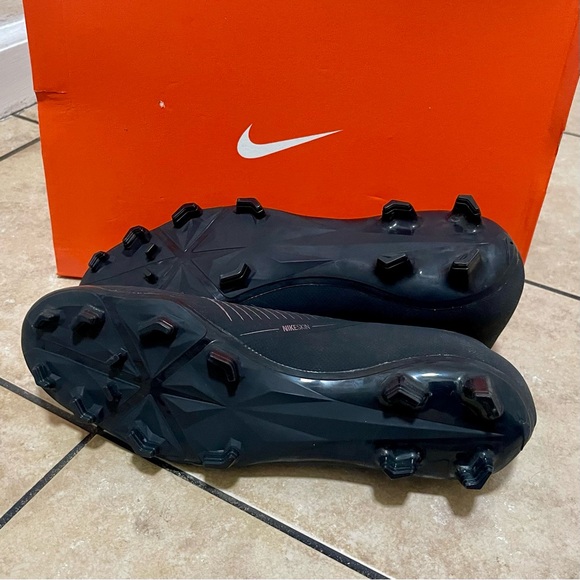 Men’s PHANTOM VENOM ACADEMY FG - Picture 6 of 6